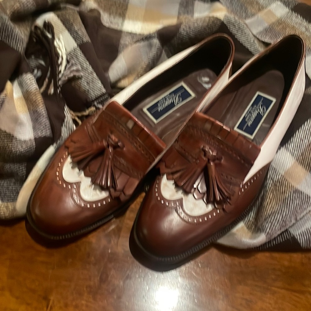 Cole Haan Bragano Collection spectator loafer with Kiltie & Tassels size 10